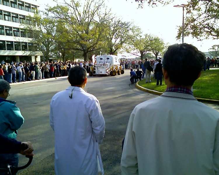 File:Moon rover rear.jpg